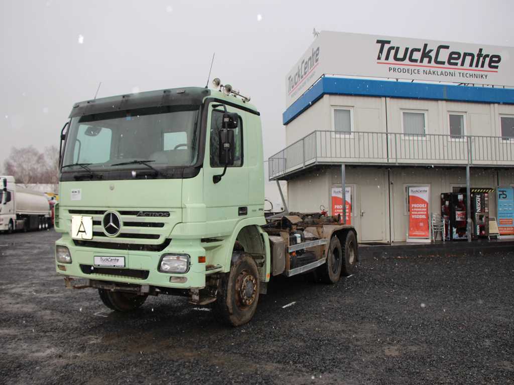 Ostatní MERCEDES-BENZ ACTROS 180.13 / MIDLINER NOSIČ KONTE