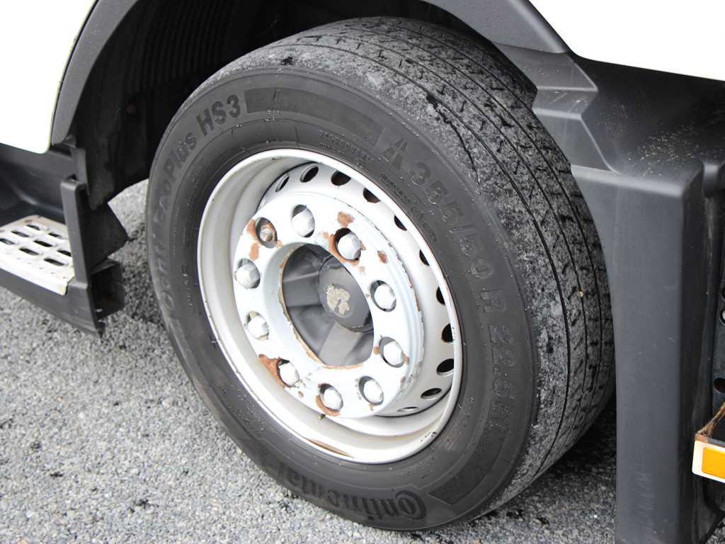 Volvo FH 13.420 Low deck TAHAČ NÁVĚSŮ , EURO 5 , LOWDECK