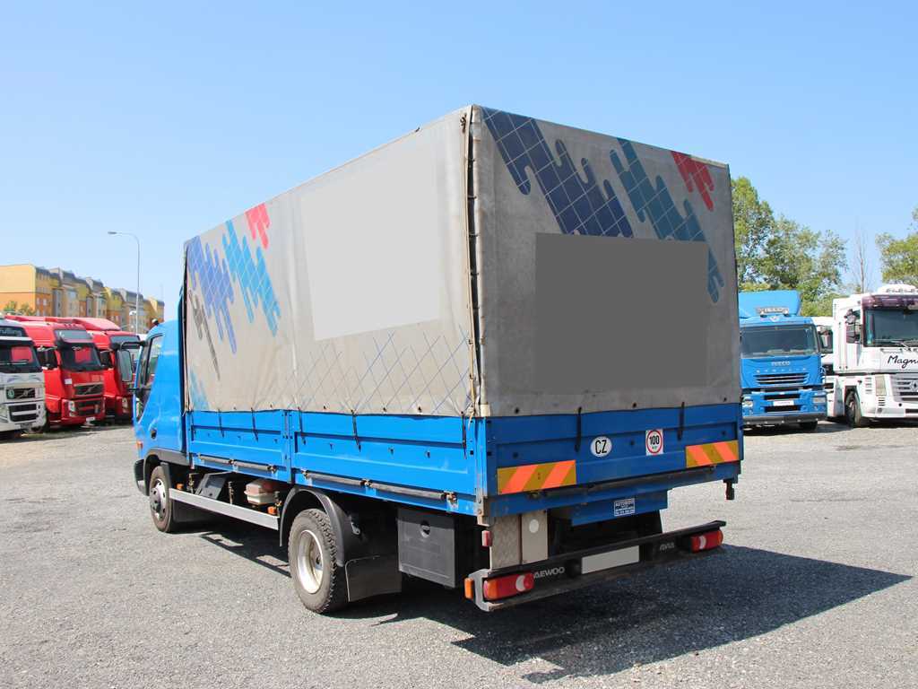 Avia D90