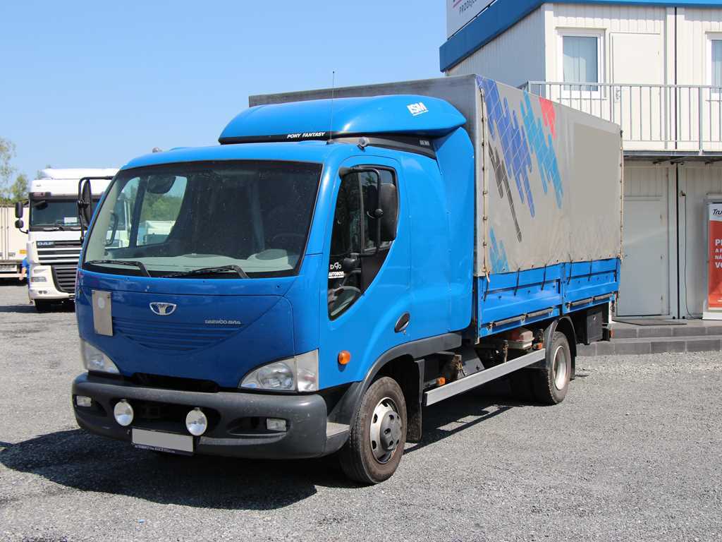 Avia D90