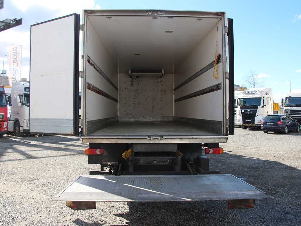 DAF LF 55.300 18t EURO 5 EEV AGREGÁT THERMO KING T 800