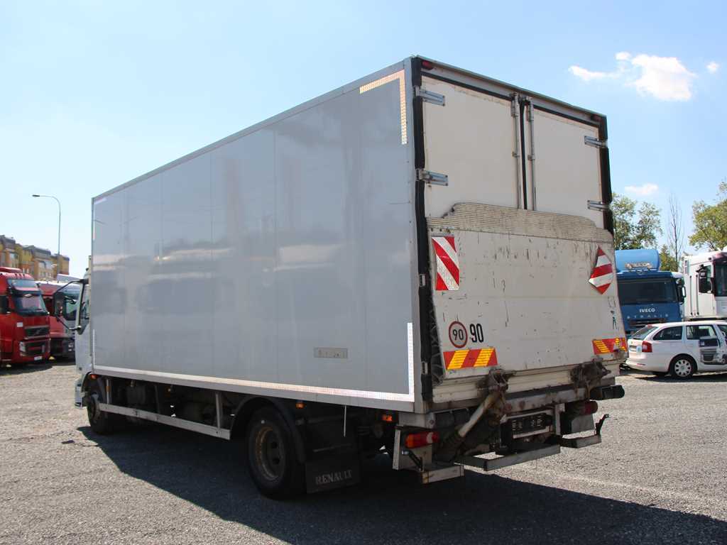 Renault MIDLUM M 220 NÁKLADNÍ AUTOMOBIL MRAZÍRENSKÝ