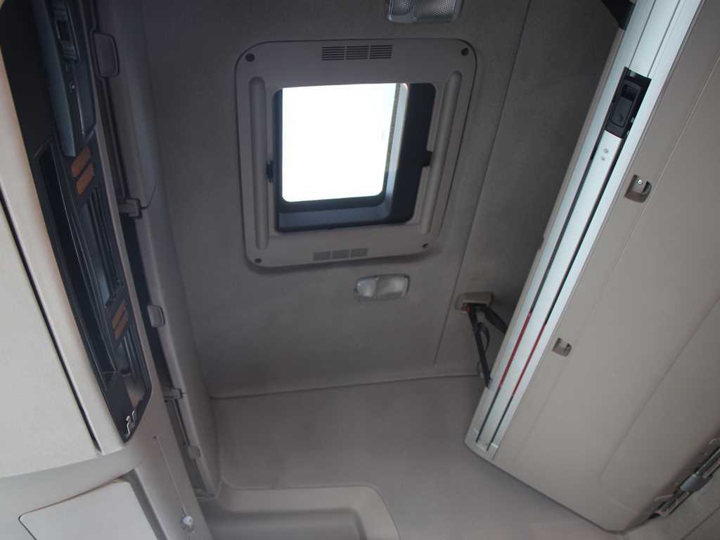 Scania R480 6x2 EURO 5, MANUÁL