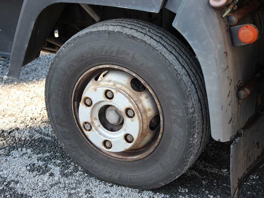 MAN LE 8.180 NÁKLADNÍ AUTOMOBIL VALNIK 4x2