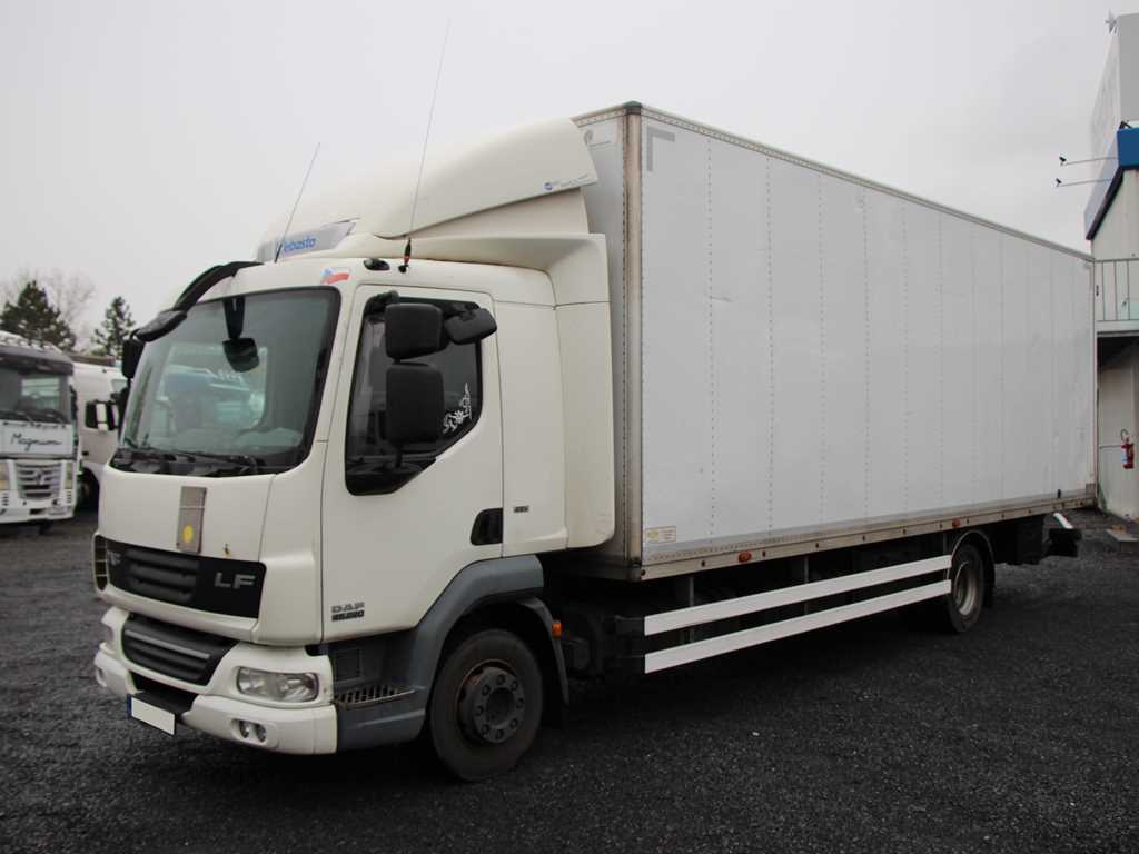 DAF LF 45.220 HYDRAULICKÉ ČELO, EURO 5 EEV
