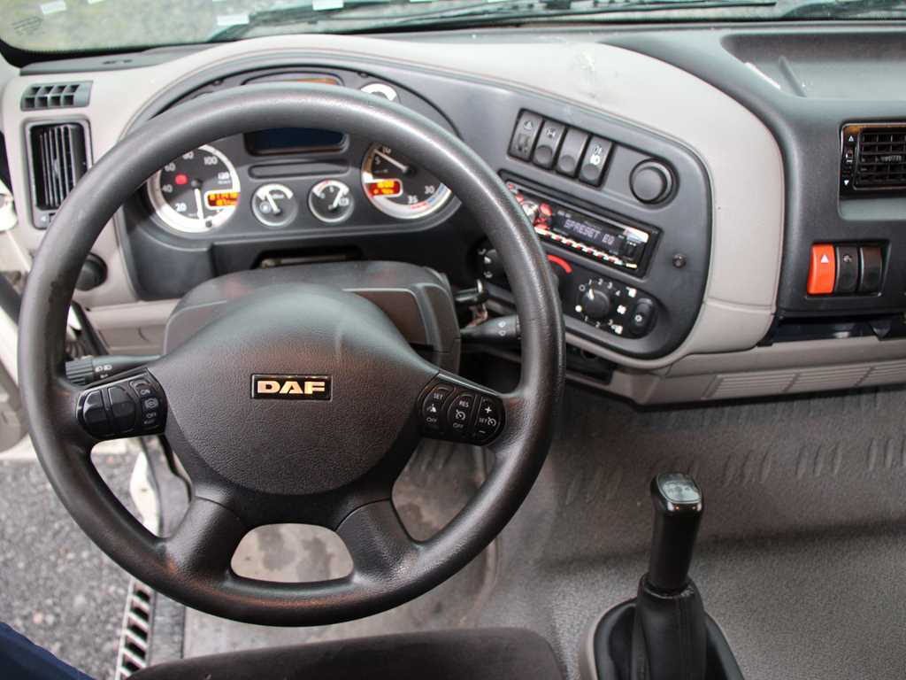 DAF LF 45.220 HYDRAULICKÉ ČELO, EURO 5 EEV